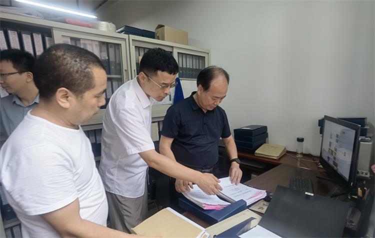 f9fce730a4dc4538a6685a910e0d8554.jpg 检查学院教学档案室1_裁剪-750.jpg